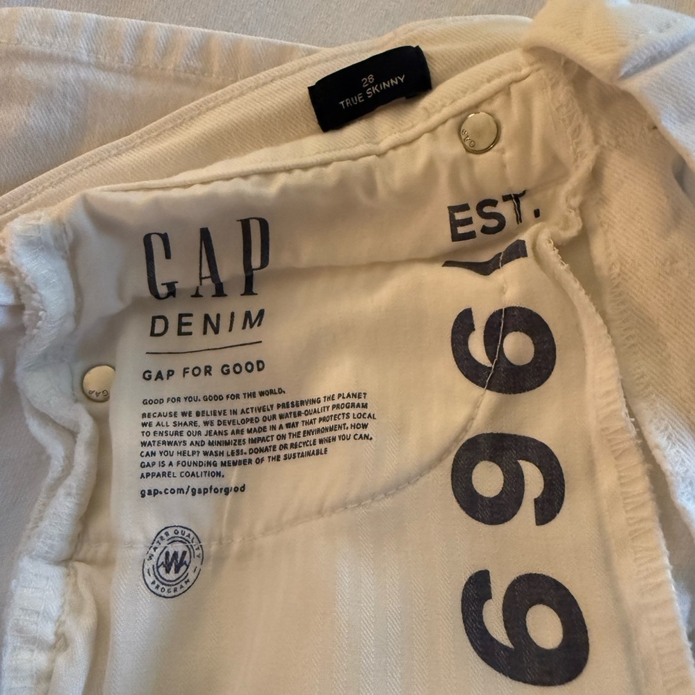 Gap True Skinny Button Fly Jeans - Picture 3 of 4